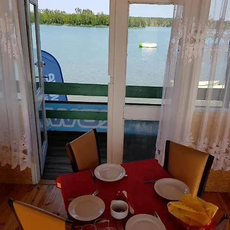 Osrodek Wypoczynkowy Skierka - Gabriela Piotrowska, Grabowo Parchowskie 90, Parchowo77-124 Resort