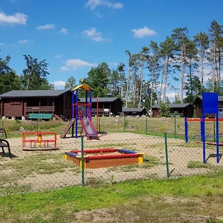 Osrodek Wypoczynkowy Skierka - Gabriela Piotrowska, Grabowo Parchowskie 90, Parchowo77-124 Resort Sulęczyno