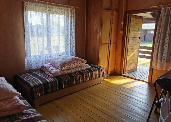 Osrodek Wypoczynkowy Skierka - Gabriela Piotrowska, Grabowo Parchowskie 90, Parchowo77-124 Rezort *