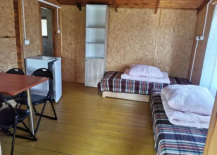 Osrodek Wypoczynkowy Skierka - Gabriela Piotrowska, Grabowo Parchowskie 90, Parchowo77-124 *