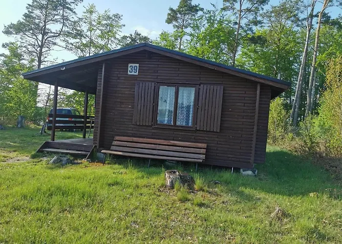 Osrodek Wypoczynkowy Skierka - Gabriela Piotrowska, Grabowo Parchowskie 90, Parchowo77-124 Rezort