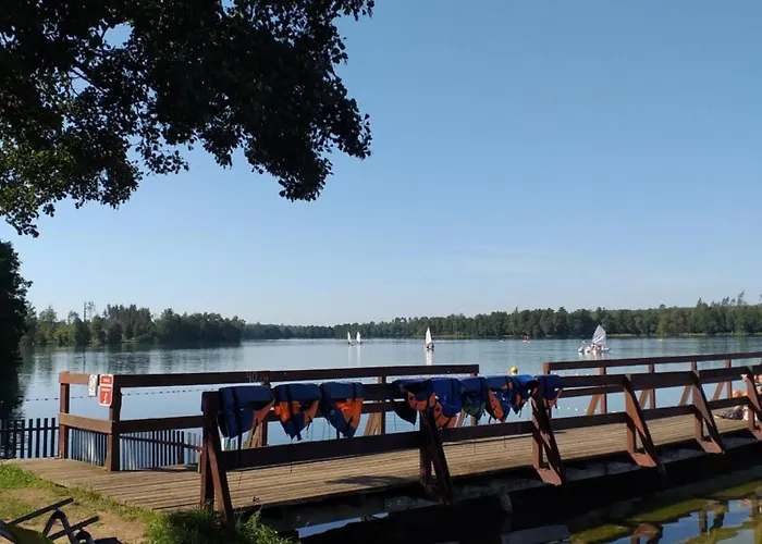 Rezort Osrodek Wypoczynkowy Skierka - Gabriela Piotrowska, Grabowo Parchowskie 90, Parchowo77-124 *