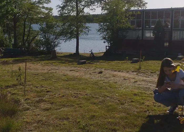 Rezort Osrodek Wypoczynkowy Skierka - Gabriela Piotrowska, Grabowo Parchowskie 90, Parchowo77-124 Sulęczyno